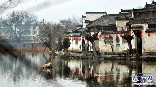 3月份适合去哪里旅游，3月份适合去哪里旅游中国