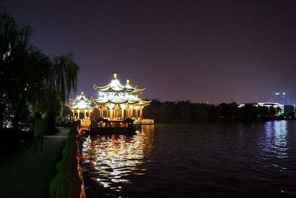 江苏十大旅游景点无锡灵山风景区