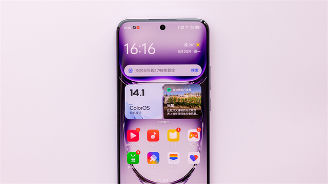 OPPOReno12系列：AI湿手触控，IP65防水，雨天手机无忧