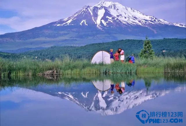 美国最著名的葡萄酒产区可以为您提供徒步旅行、山地自行车、自行