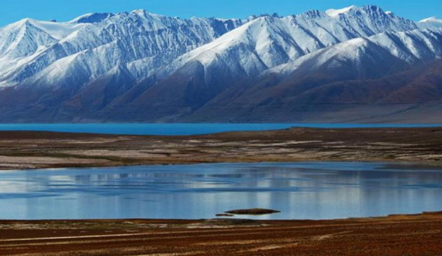 世界上海拔最高的大型湖泊「世界上海拔最高的大型淡水湖」