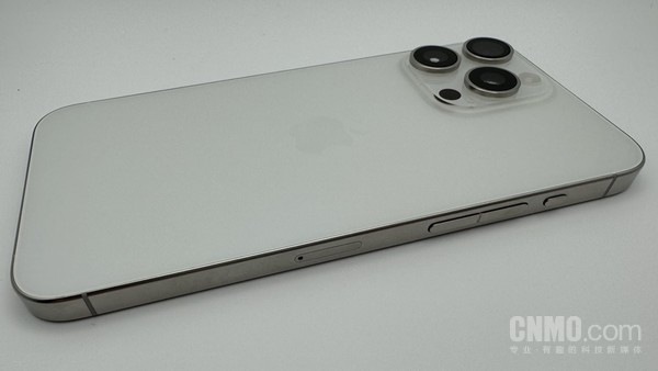 iPhone15ProMax取消触觉按钮原型机，创新设计项目搁浅