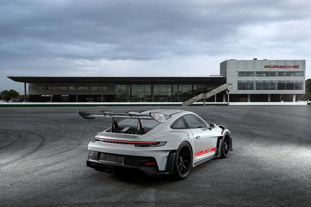 2023粤港澳车展：保时911GT3RS实车首次公众亮相