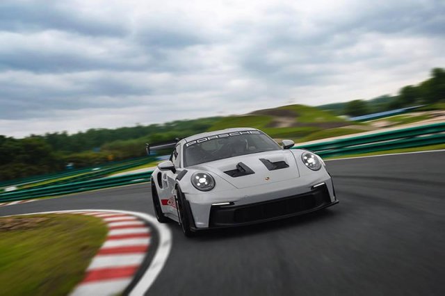 2023粤港澳车展：保时911GT3RS实车首次公众亮相