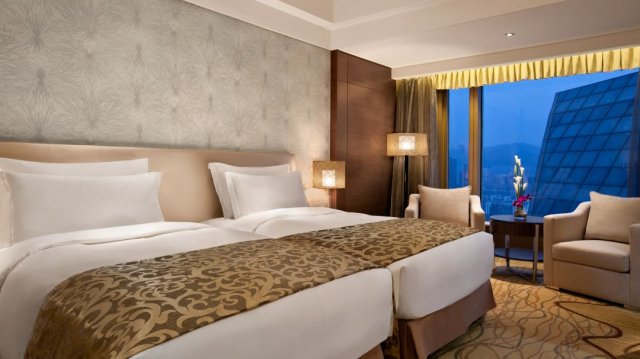 重庆凯宾斯基酒店 豪华大床房1晚 含双早+双人刨冰套餐