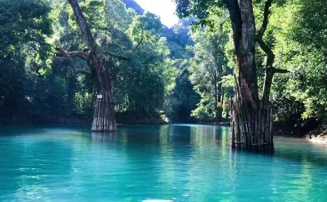 贵州十大必去景点，贵州十大景点