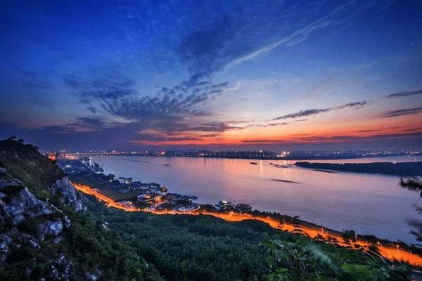 南京最美的夜景在哪里拍，南京最美夜景在哪里