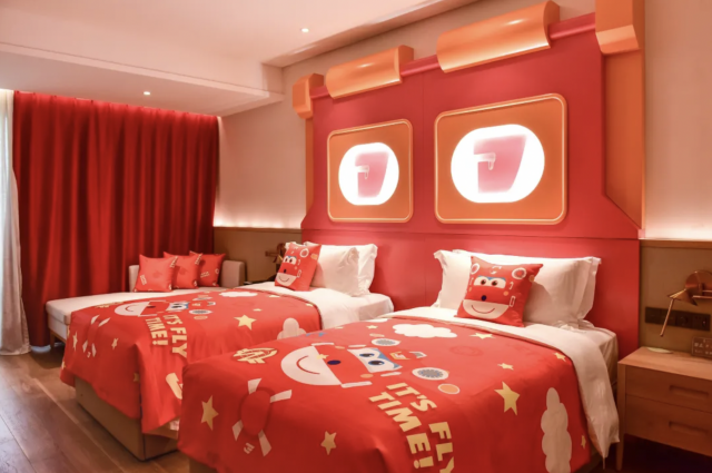 重庆华侨城嘉途酒店 超级飞侠主题双床房1晚套餐