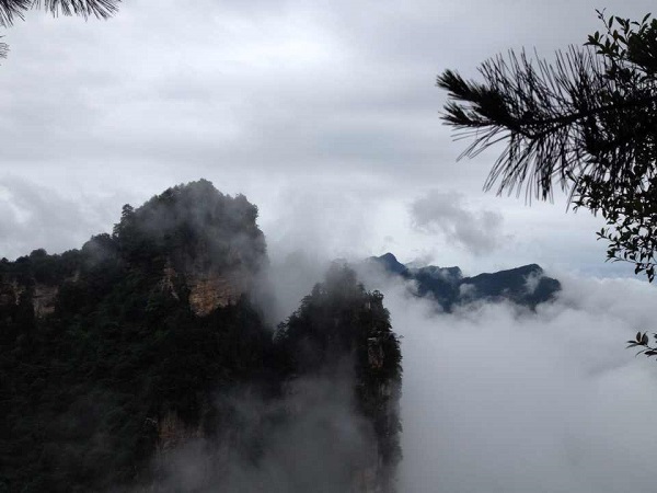 去张家界旅游的雨季在几月份开始 去张家界旅游的雨季在几月份最好