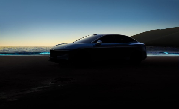 极氪007纯电轿车震撼来袭广州车展11月17日预售发布，引领未来出行新潮流