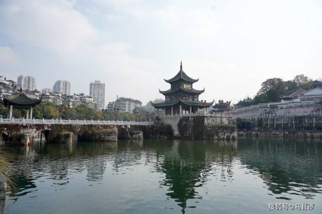 贵阳旅游攻略必玩的景点，贵阳旅游攻略必玩的景点的顺序