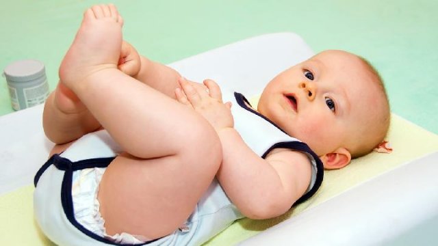 什么因素影响两岁宝宝身高体重，什么因素影响两岁宝宝身高发育
