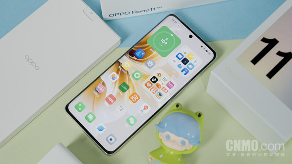 OPPO Reno11：挑战标准版，拒绝妥协，展现不存在的完美