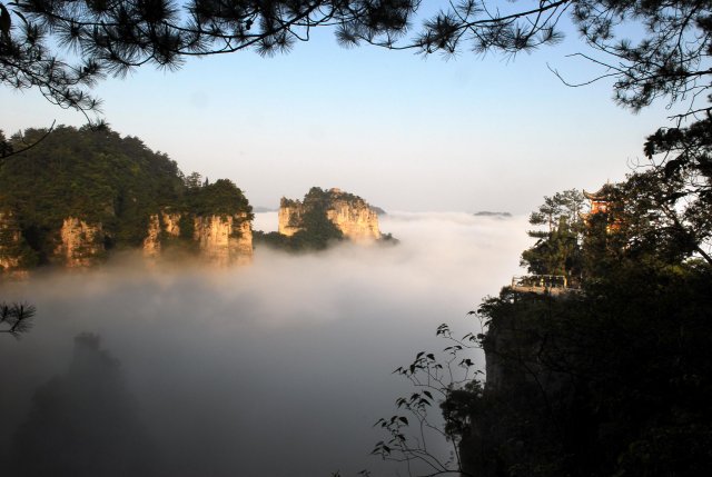 贵州黔东南旅游十大景点介绍「贵州黔东南旅游十大景点排名」