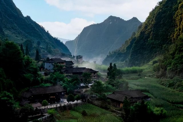 重庆探秘之旅19：武隆天坑地缝与仙女山，自然奇观的绝美邂逅
