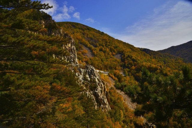 在雾灵山乘坐索道赏景的攻略是什么，雾灵山攻略雾灵山路线图