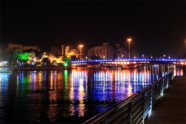 台湾的著名八大景点 台湾的著名八大景点介绍