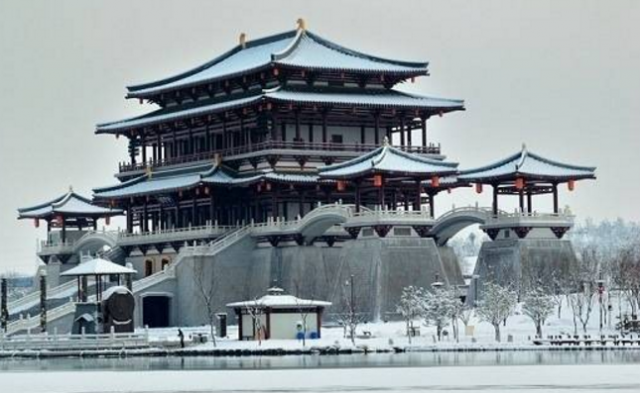 冬天适合去哪里旅游看雪，冬天适合去哪里旅游中国