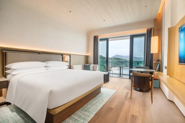 珠海东澳岛万豪度假酒店一晚豪华海景大床房