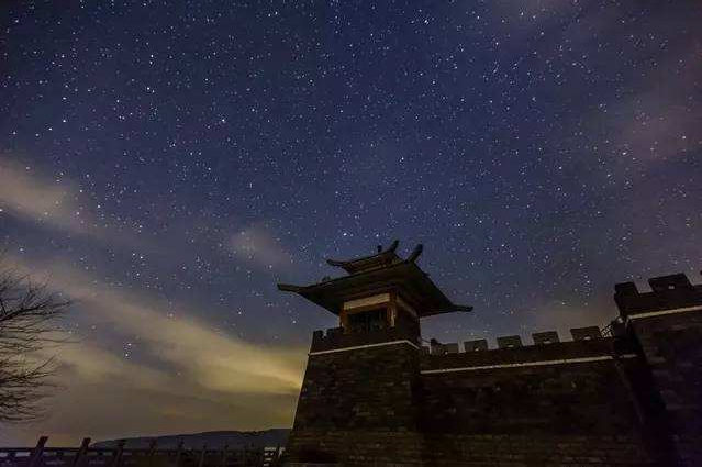 全球十大星空观景地有哪些，世界各地十大最美星空