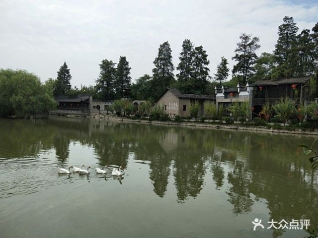 武汉张公山寨旅游景区「武汉张公山寨风景区」