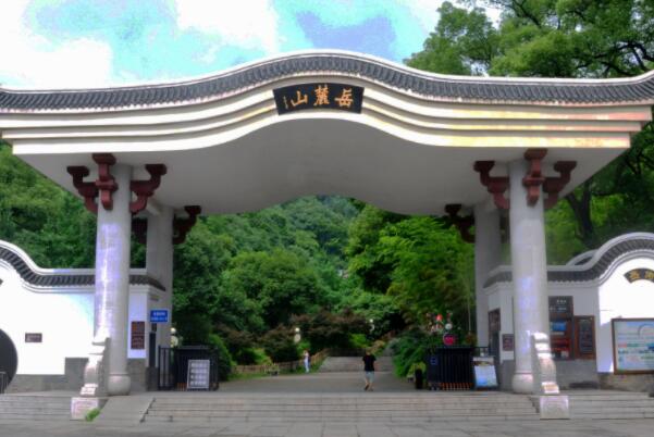 长沙市一日游必去的十大景点「长沙市一日游必去的十大景点推荐」