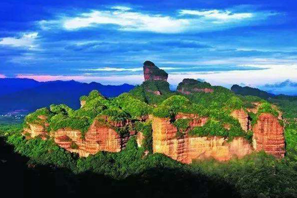 广东十大名山排名深圳最受欢迎的寺庙弘法寺