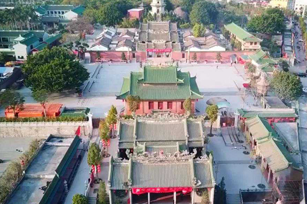 广东十大名山排名深圳最受欢迎的寺庙弘法寺