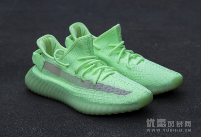 夜光Yeezy 350将在2019年秋季优惠发售