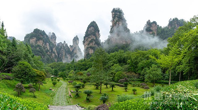 南航联合张家界推出旅游优惠活动福利